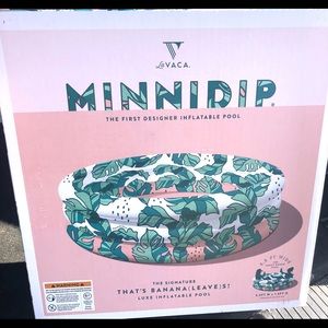 Minnidip THATS BANANAS Inflatable Pool BRAND NEW